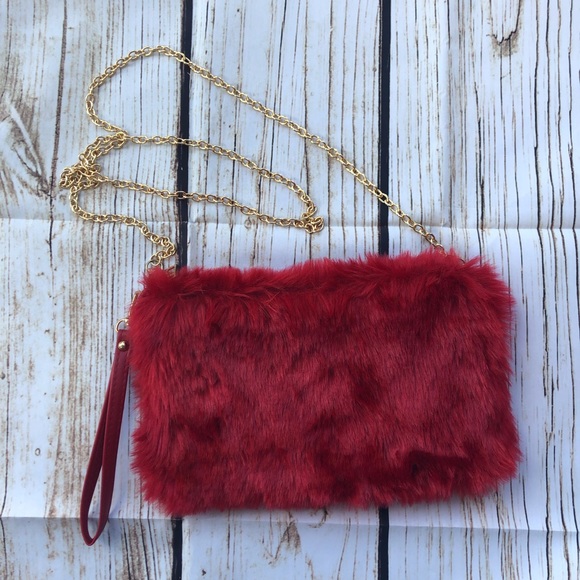 Handbags - ✴️FINAL PRICE! Red faux fur purse